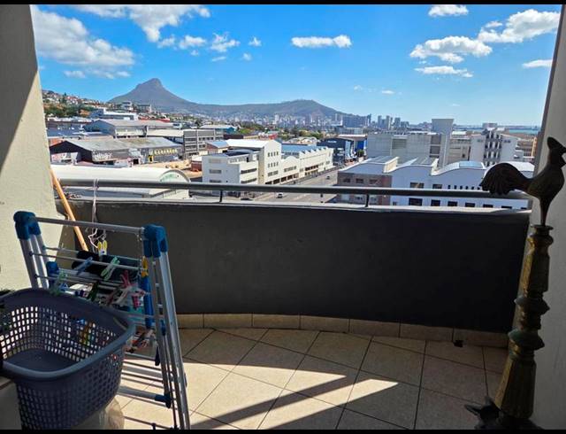 1 BEDROOM PROPERTY TO RENT IN SALT RIVER